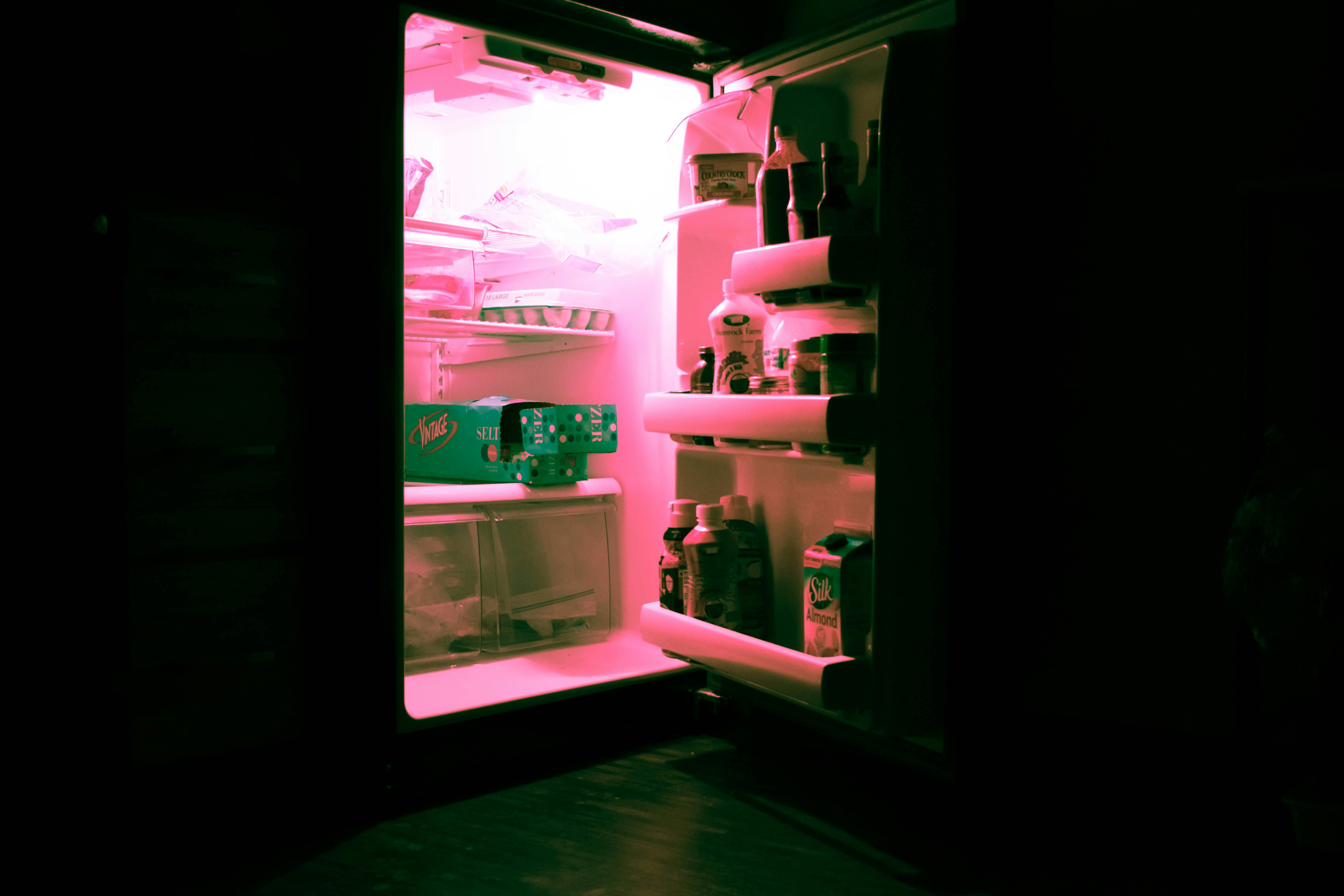 Repair or Repurpose? How to Turn Your Old Appliances Into Art 2 img